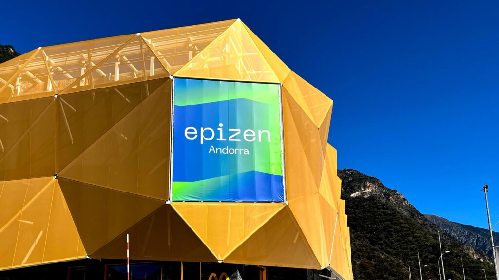 La rotonda de la Borda Sabaté (Andorra) dóna accés al nou centre comercial Epizen