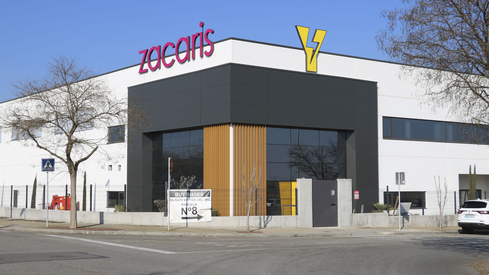 Zacaris y YellowShop (Bell-lloc, Lleida)