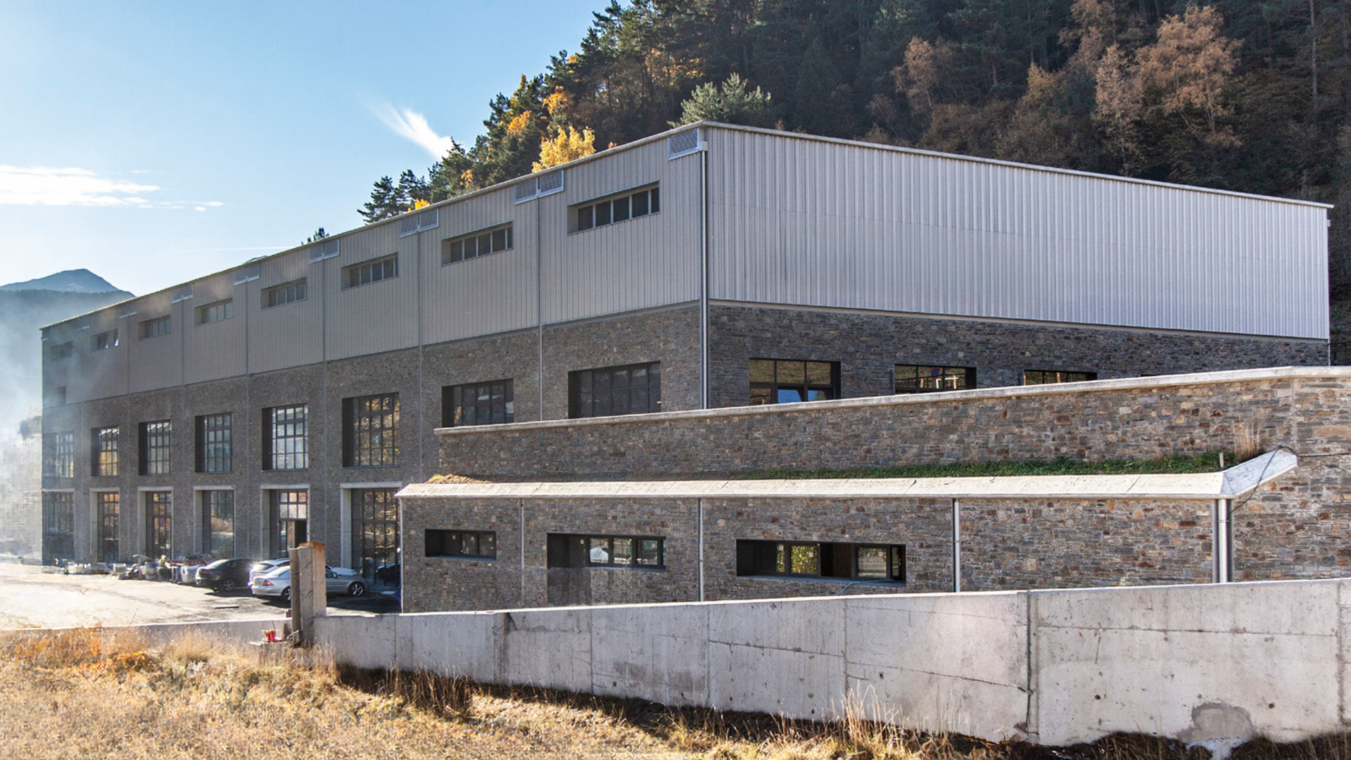 Naves industriales (La Massana)